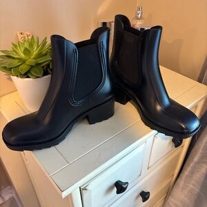 Black Ankle Rain Boots